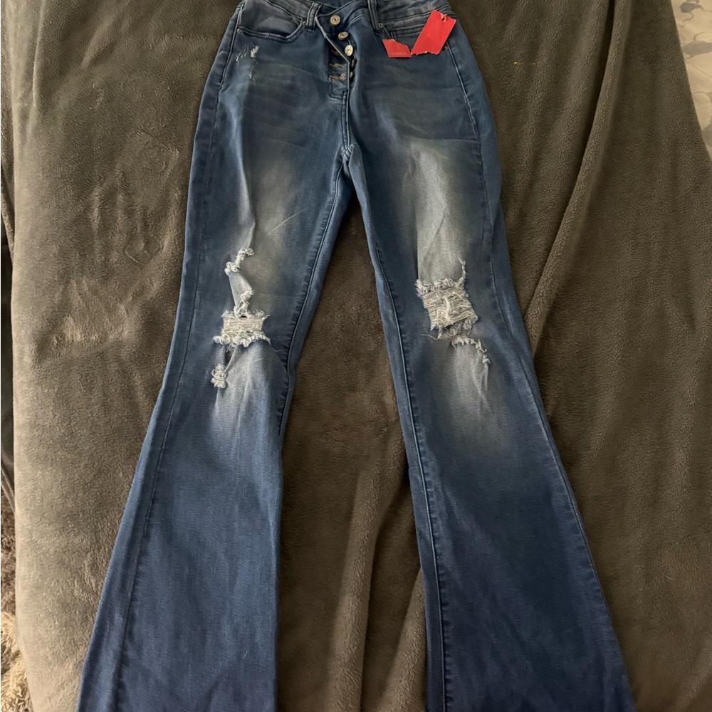 Stylish Blue Distressed Women's Jeans